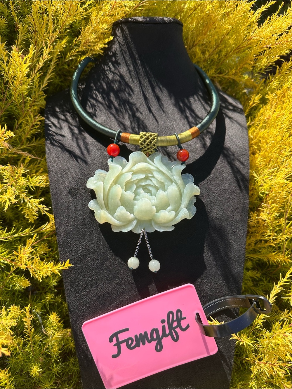 Green Jade Floral Pendant Necklace
